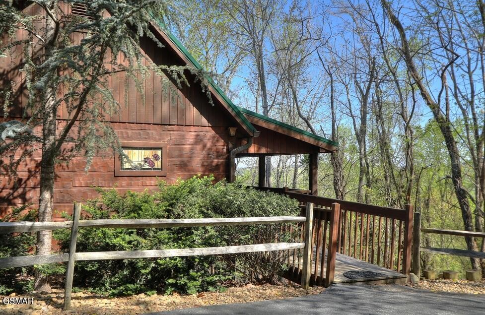 223 Oak Haven Way