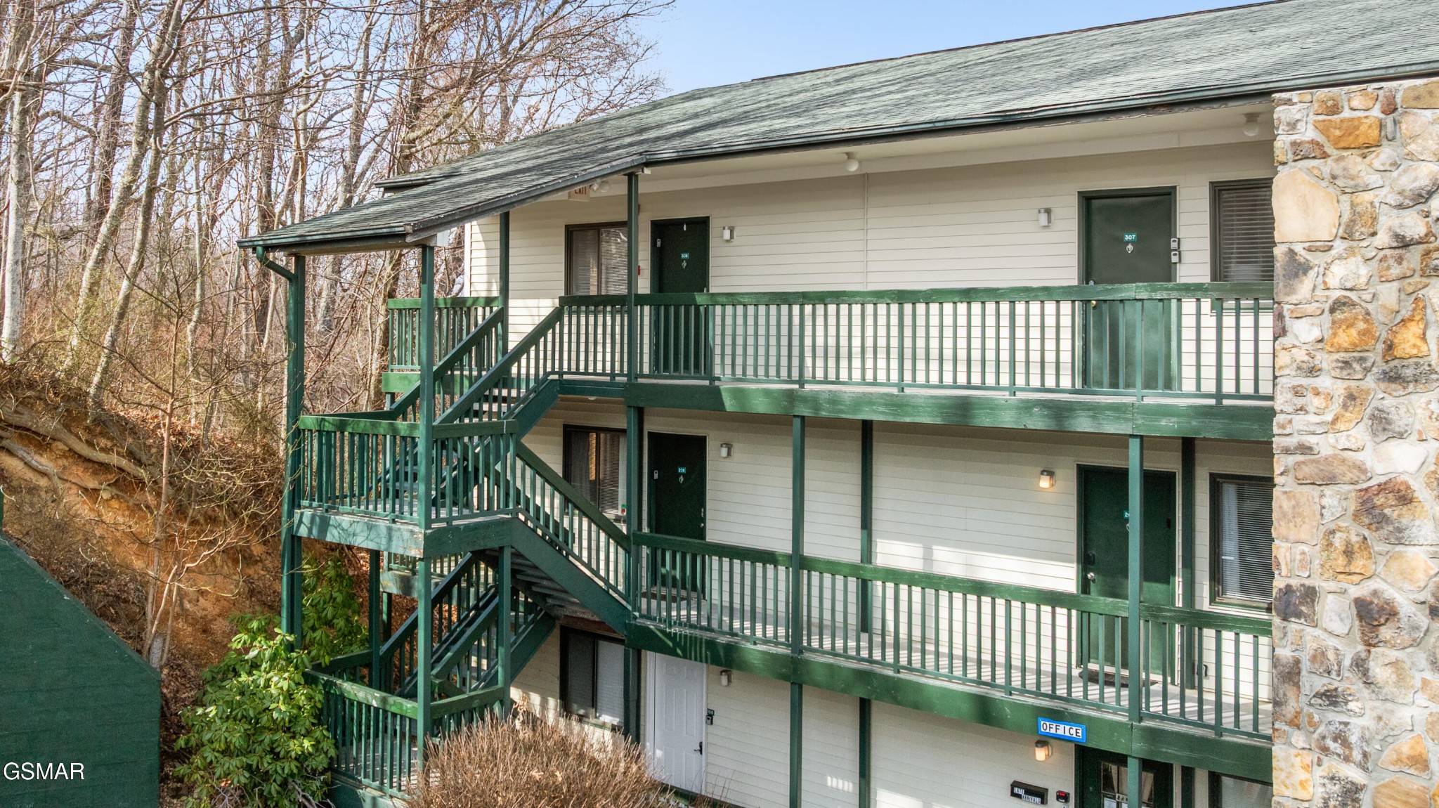 1102 Ski View