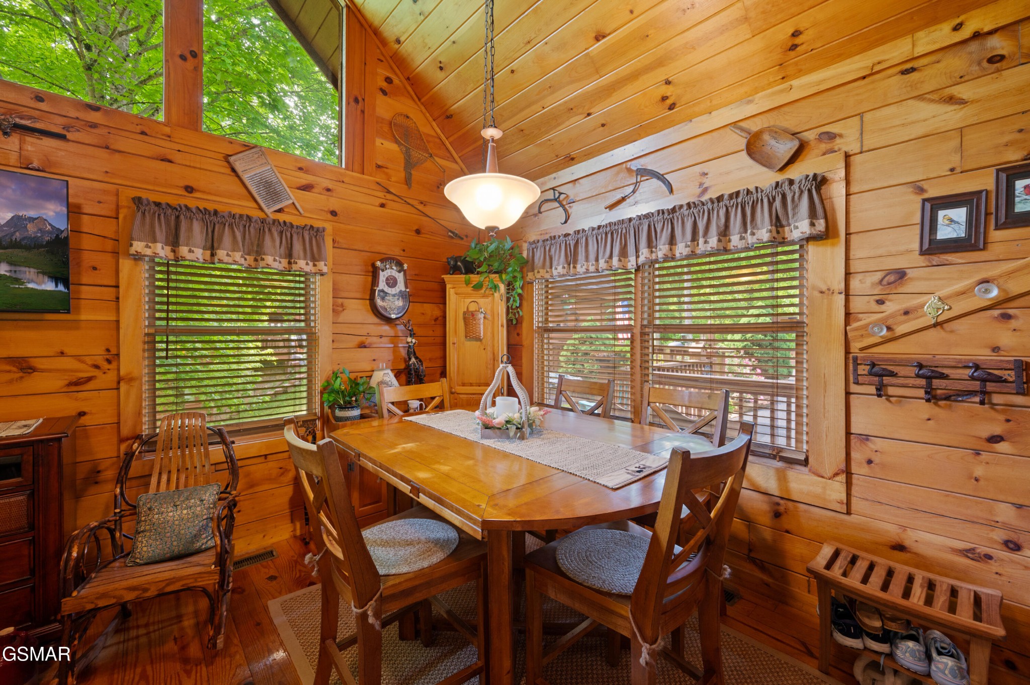3209 Bear Country Way