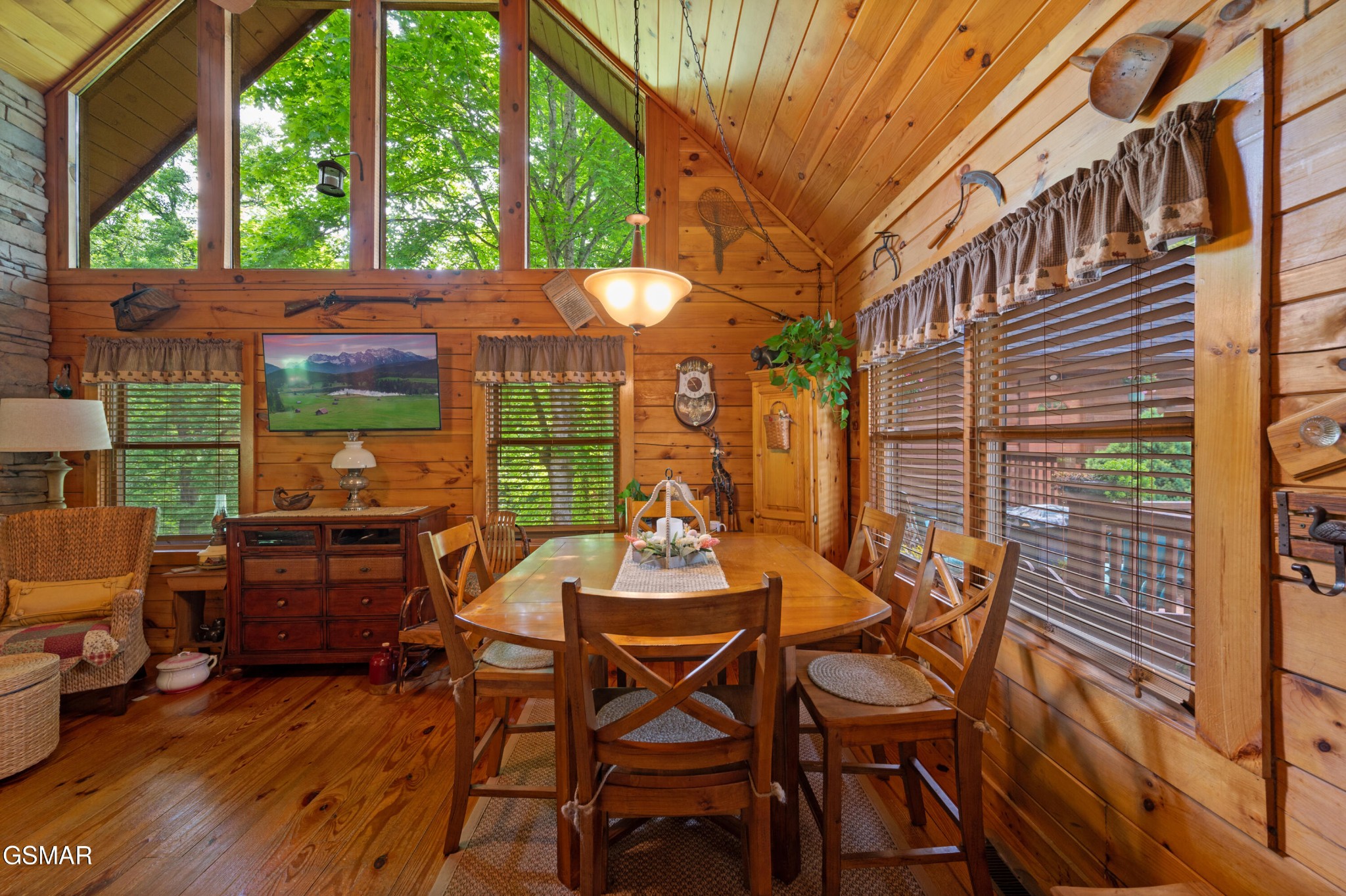 3209 Bear Country Way