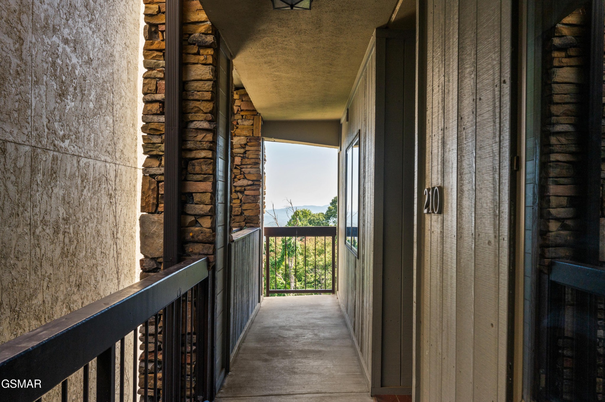 1130 Ski View Drive