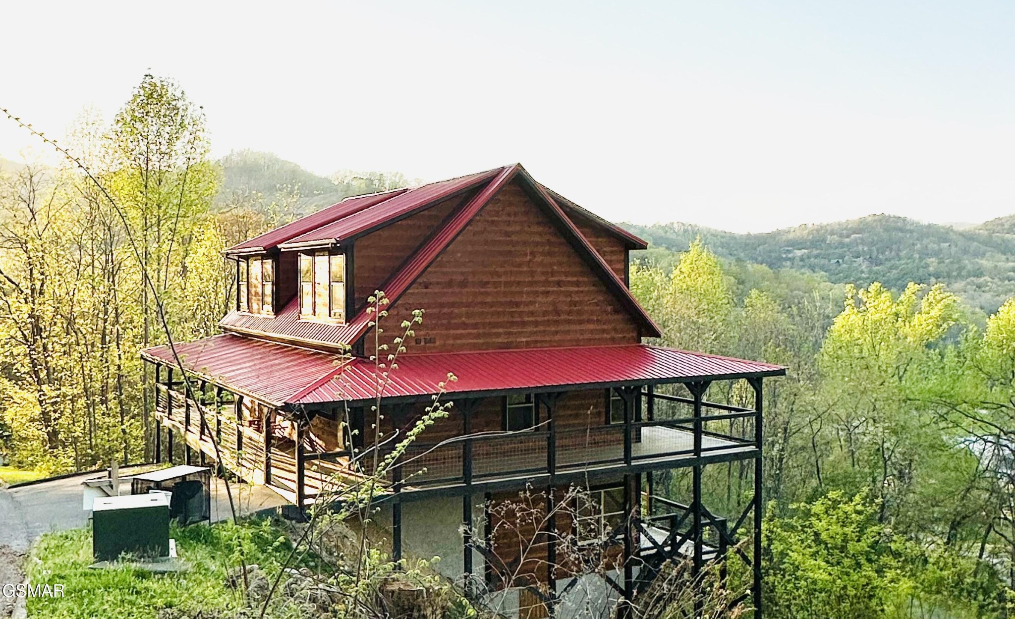 3305 Red Wolfe Road