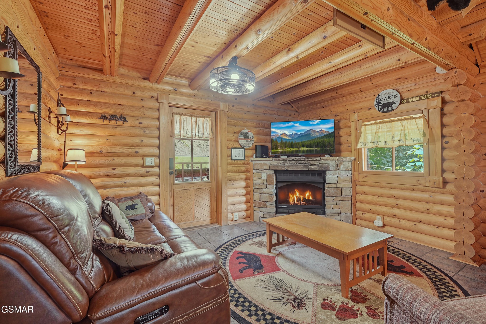 917 Pine Cone Way