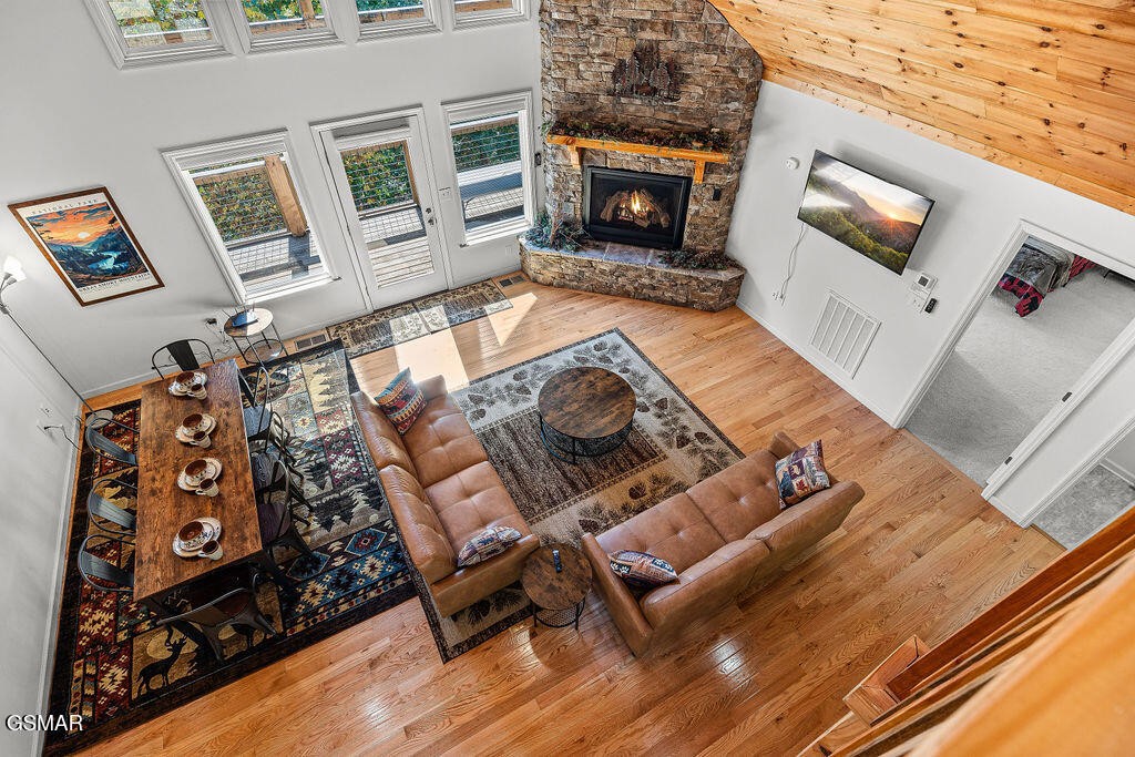 5042 Settlers View Lane