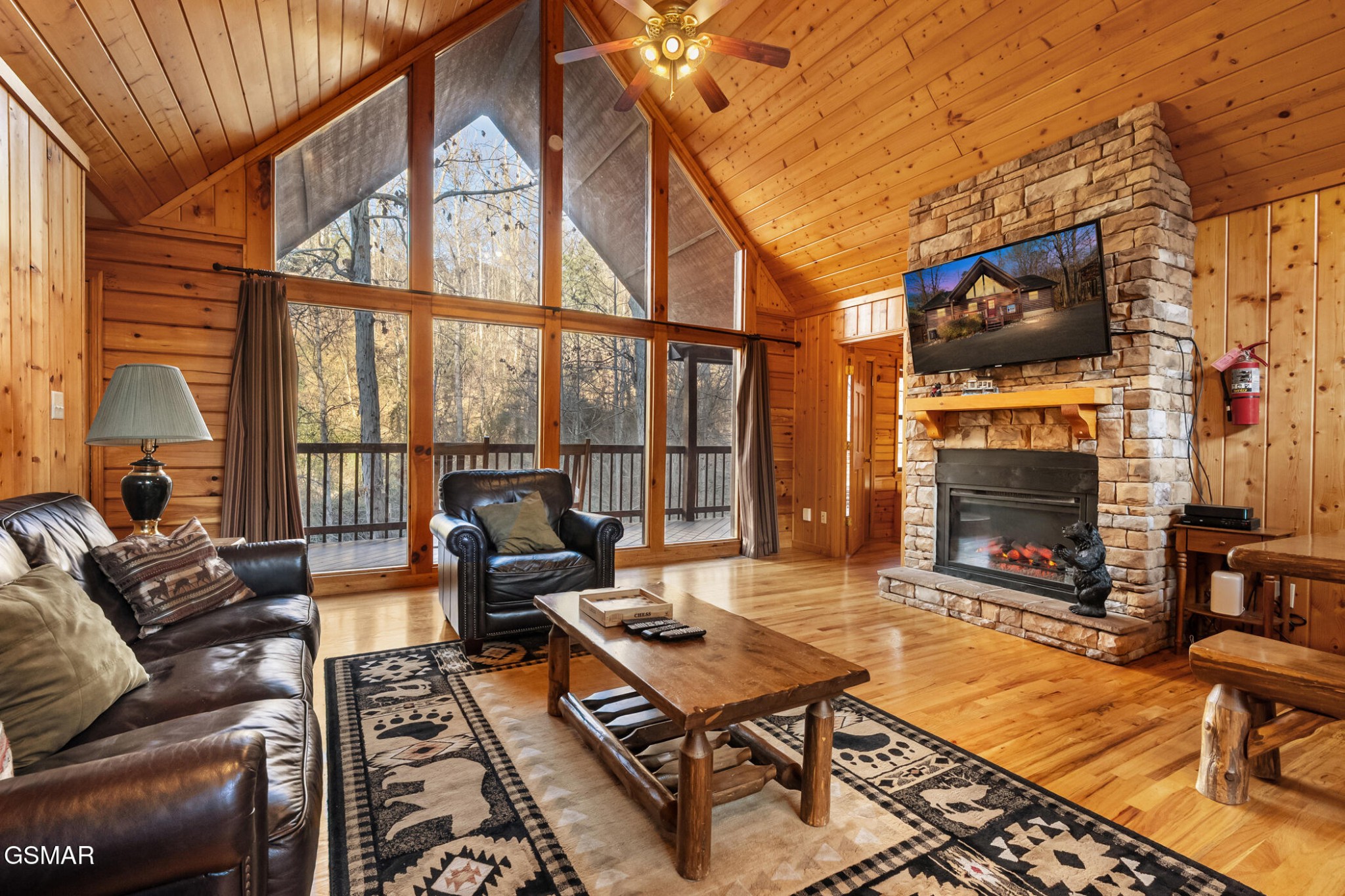 1509 Bears Den Way