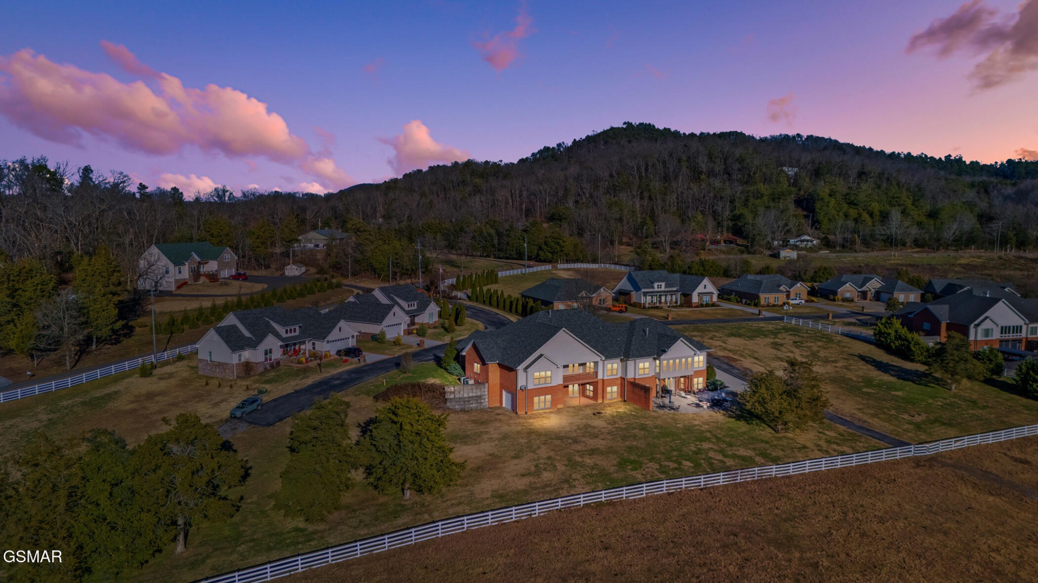 1811 Jordans Creek Way