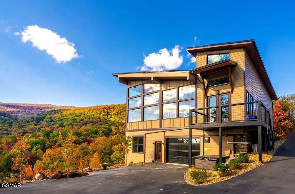 3343 Summit Trails Drive