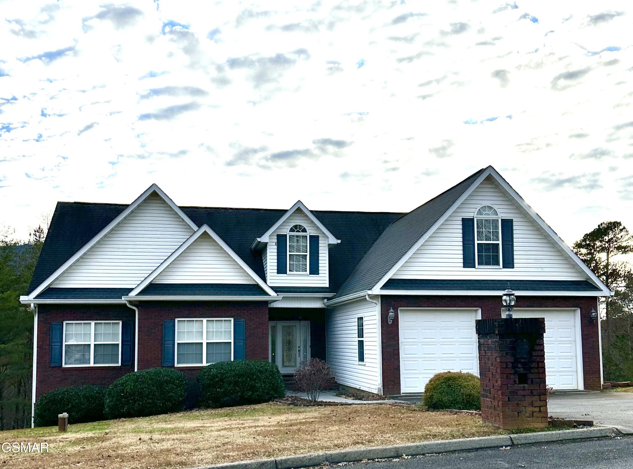144 Burning Oaks Dr