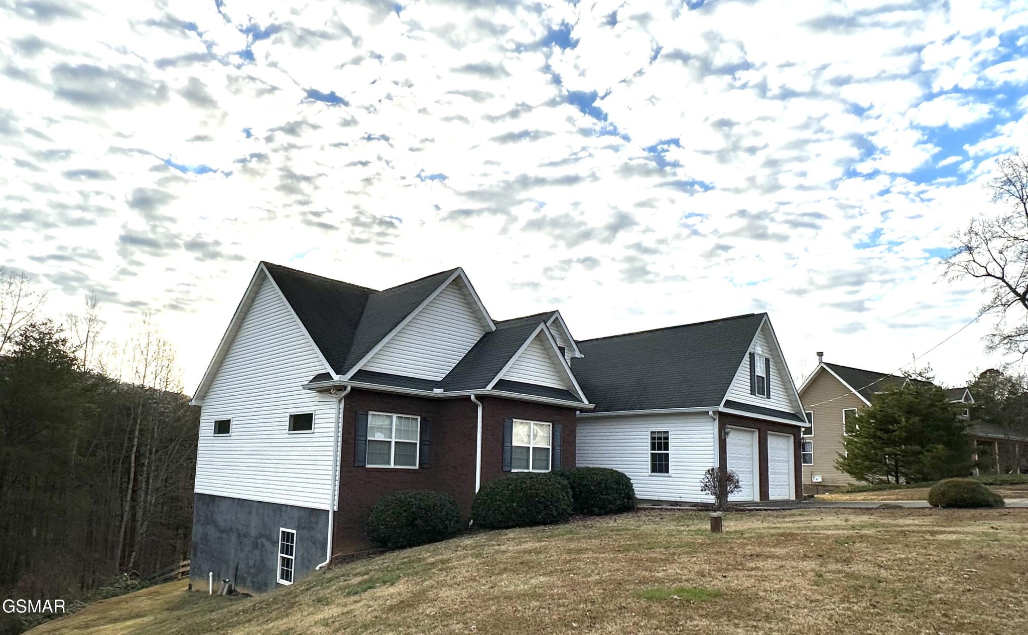 144 Burning Oaks Dr