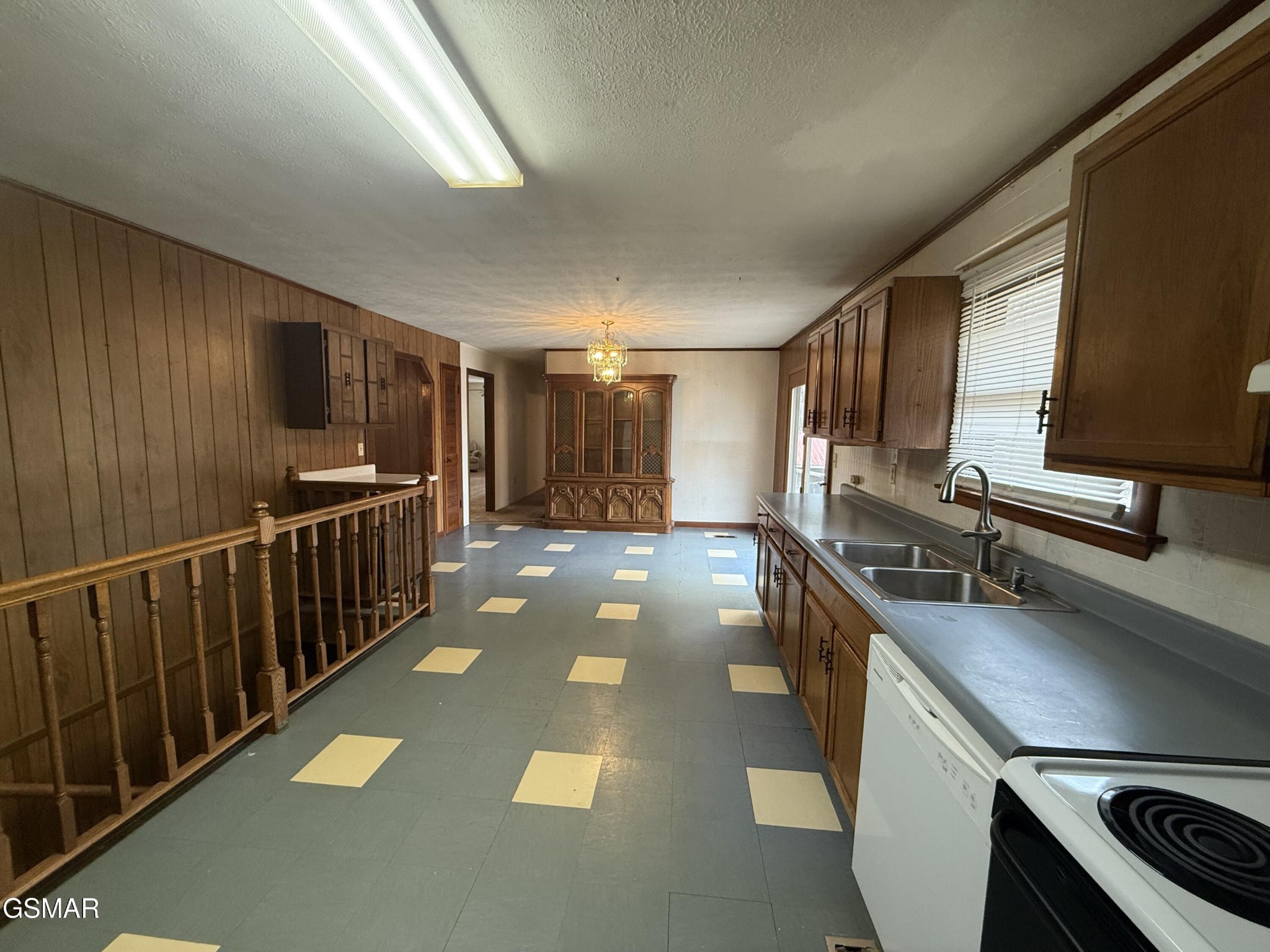 1342 Edwina Bridgeport Road