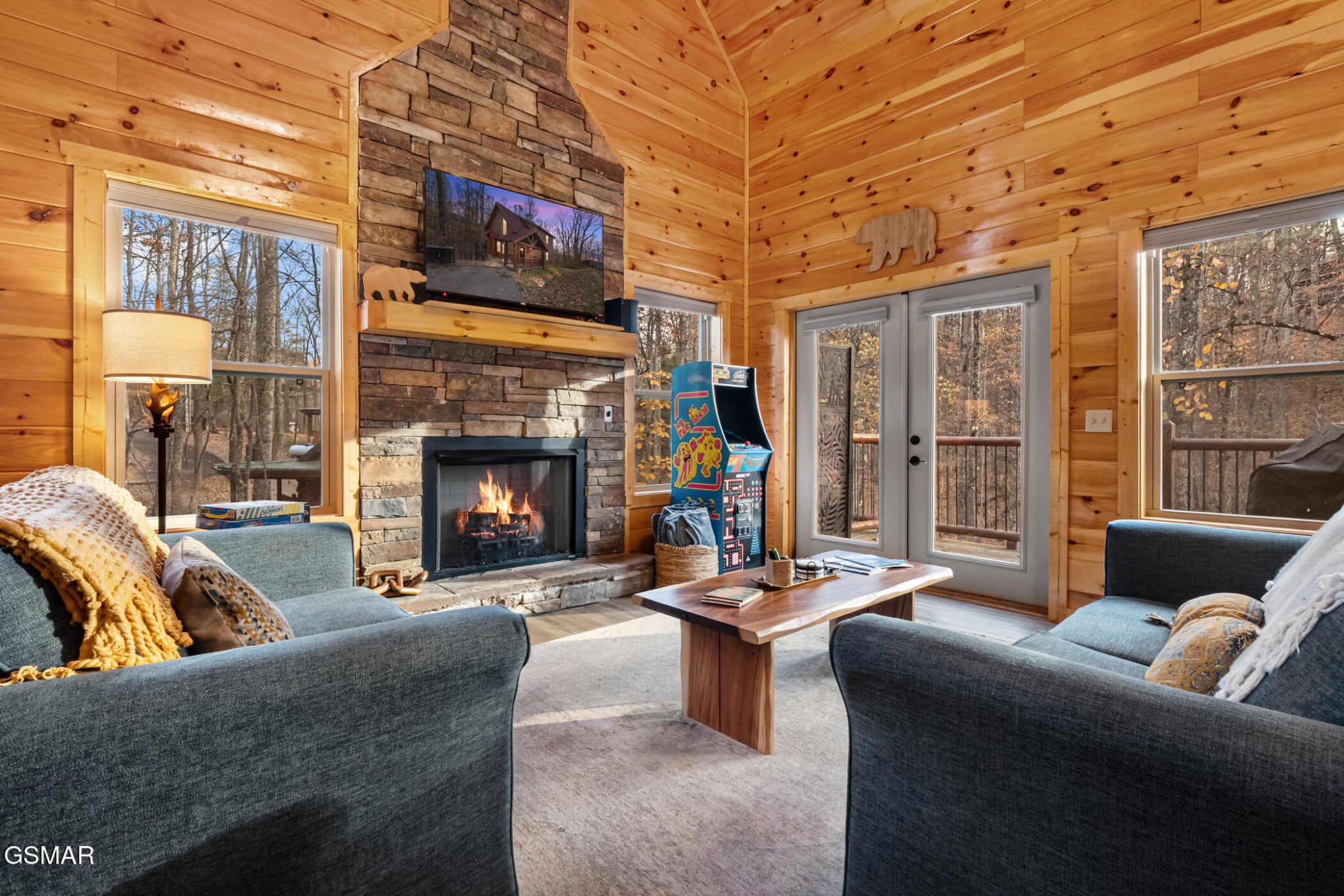 2441 Cedar Pass