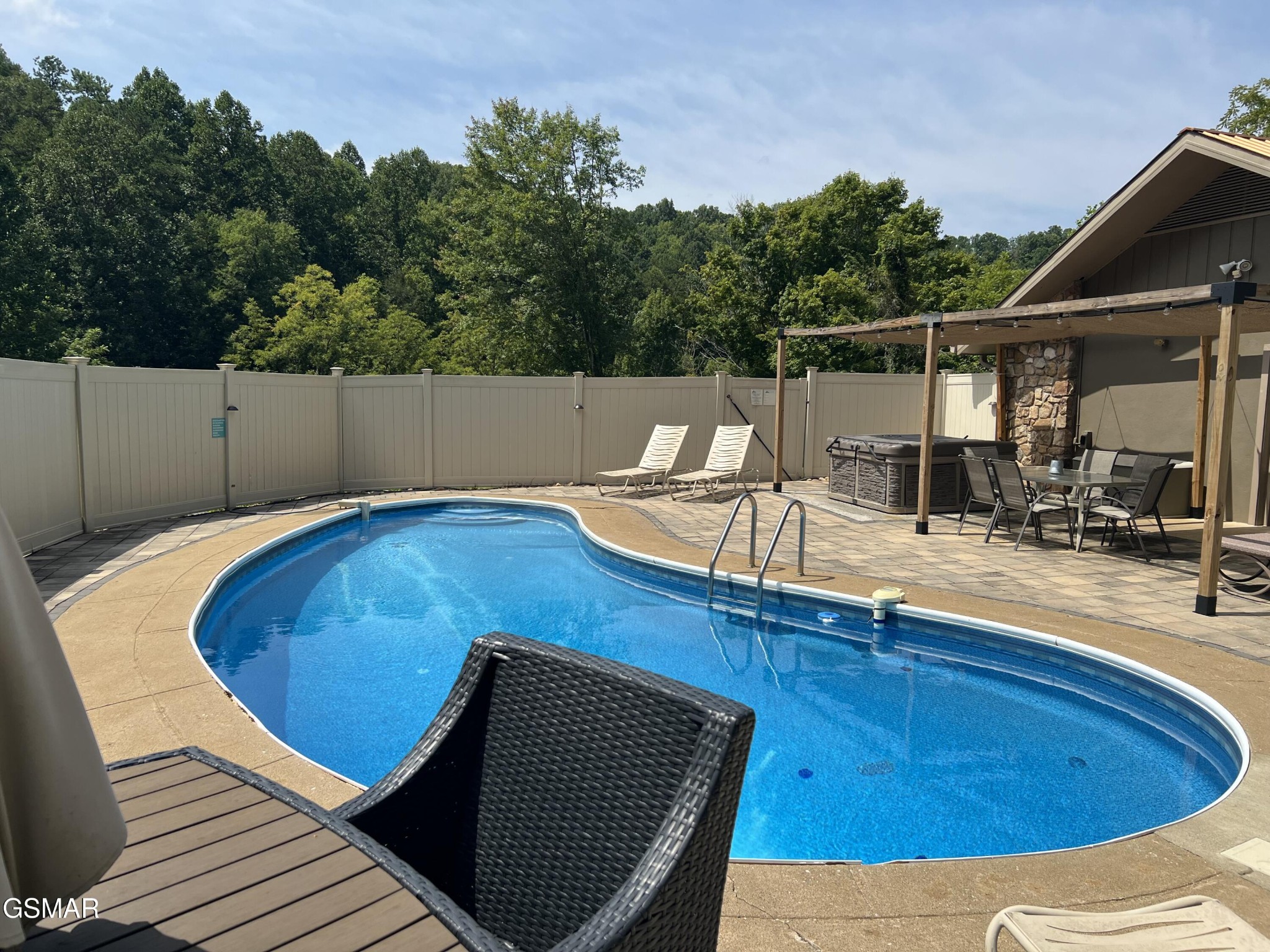 560 Buckhorn Road