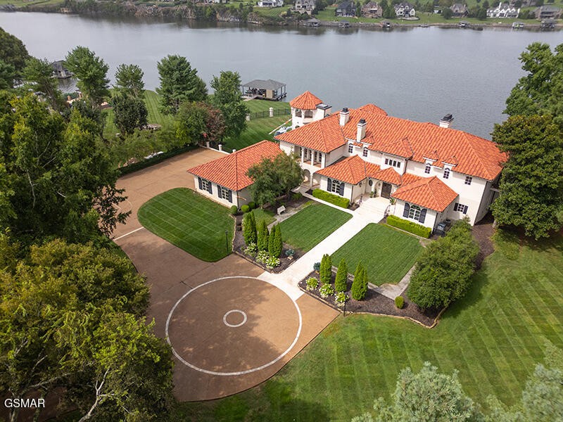 8719 Inlet Drive