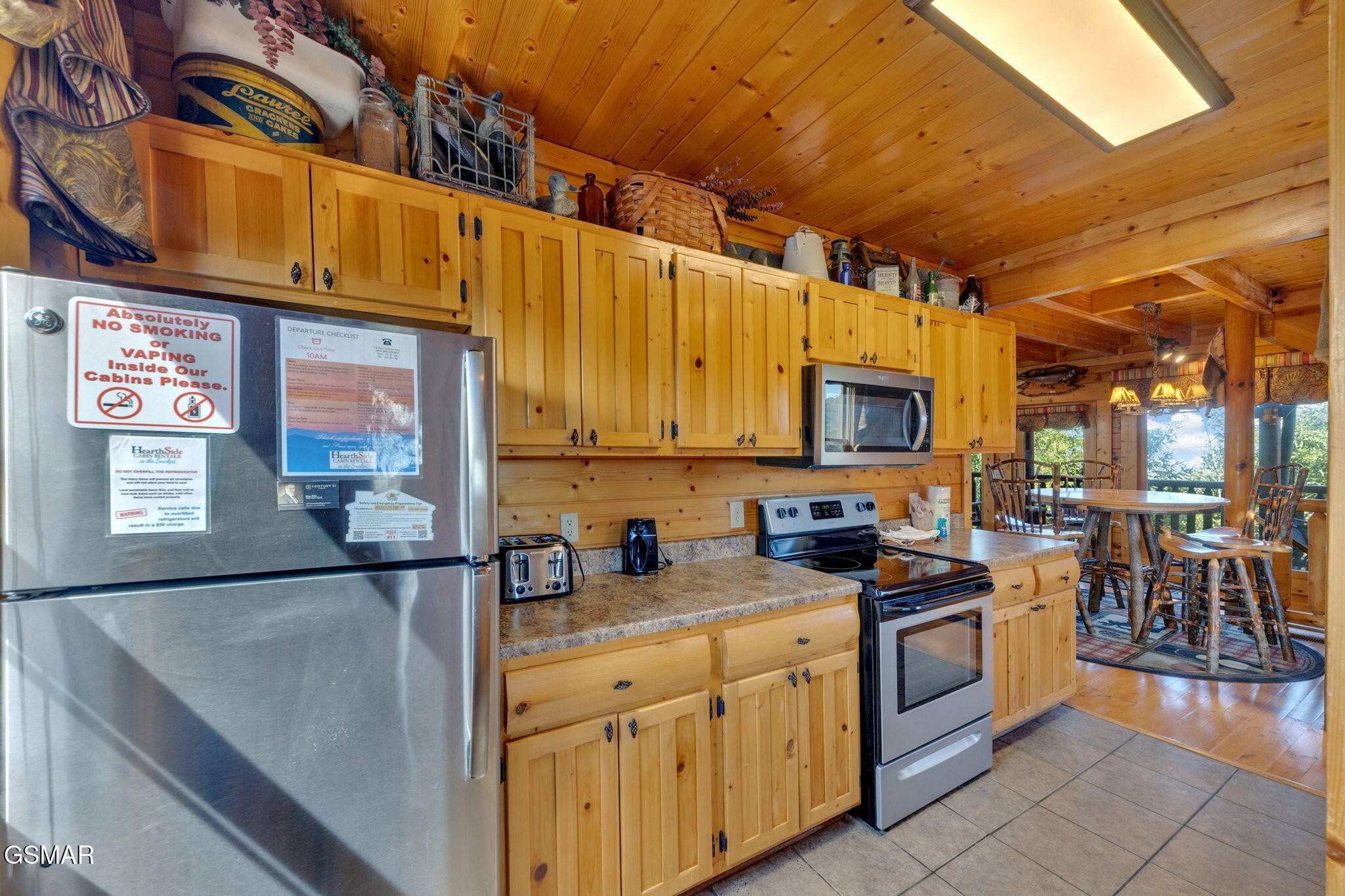 2835 White Oak Ridge Lane