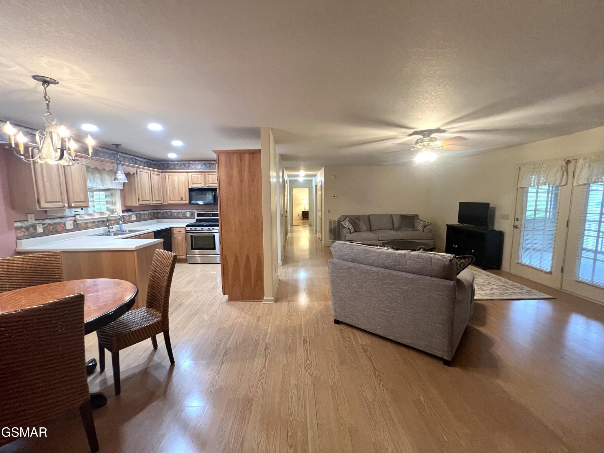 3661 Boxwood Lane