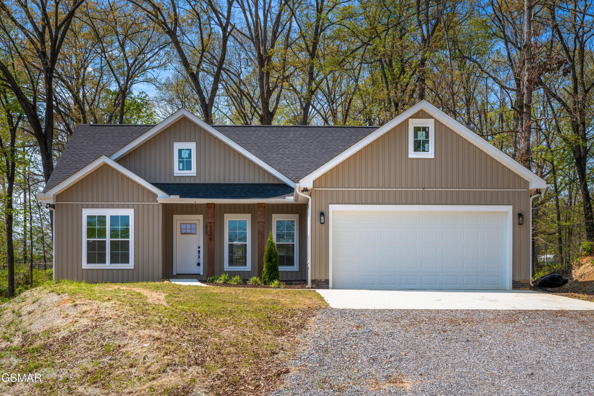 2326 Geraldine Way