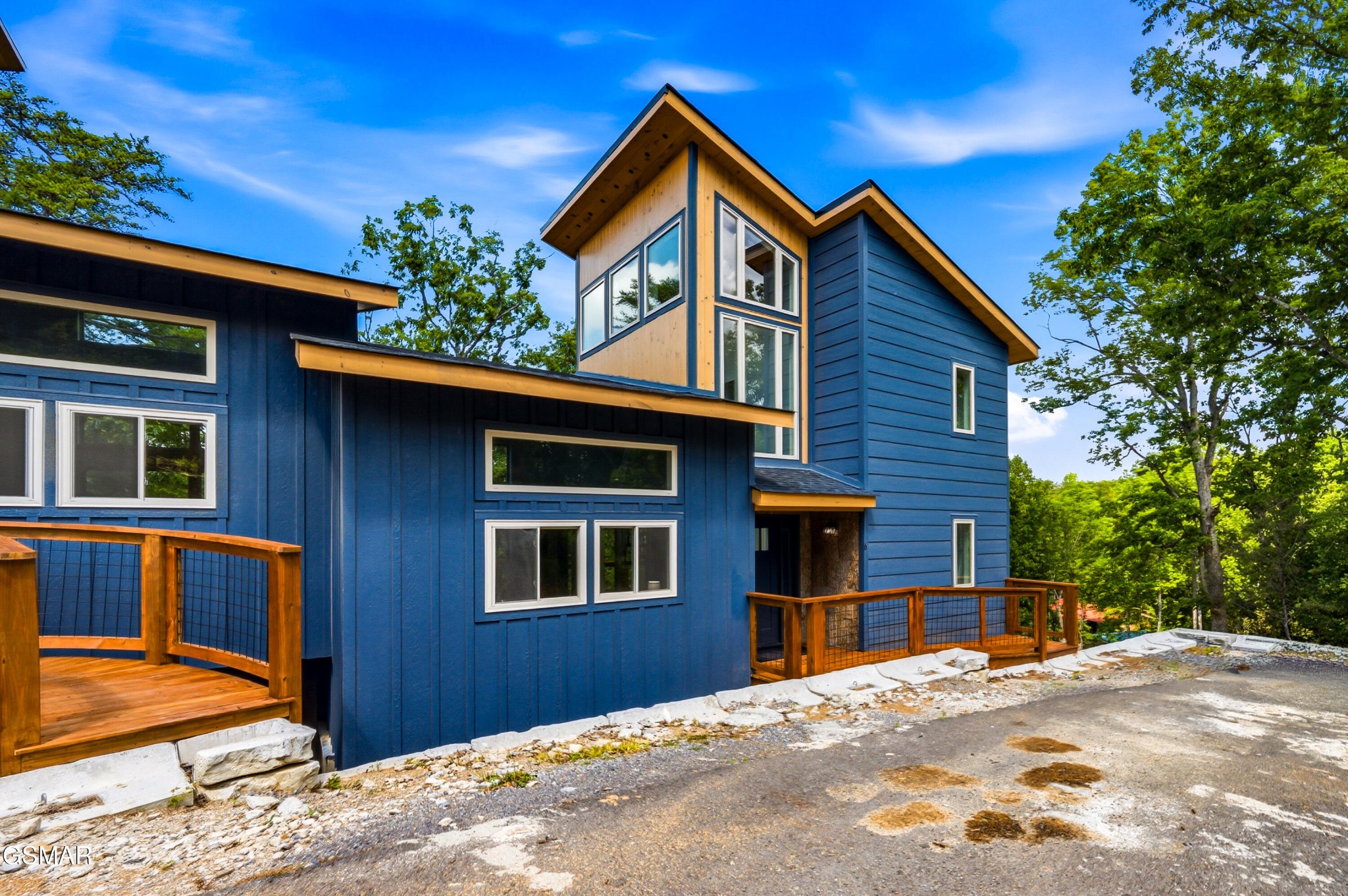 2385 Forge Hideaway Loop