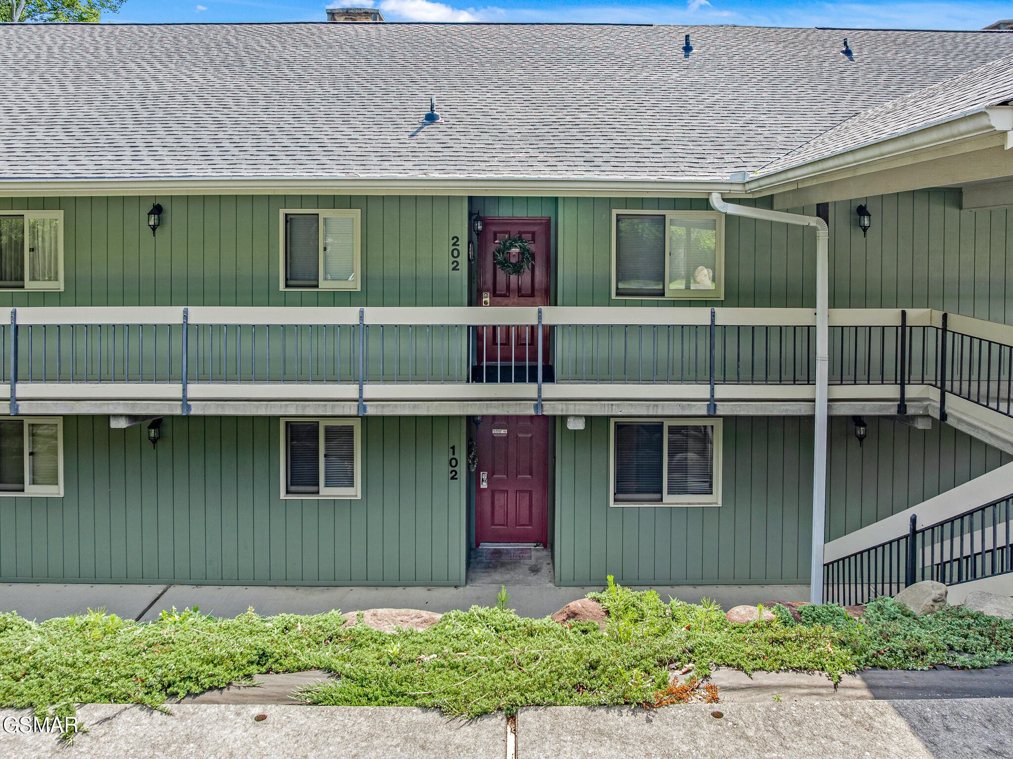 526 Briarcliff Way