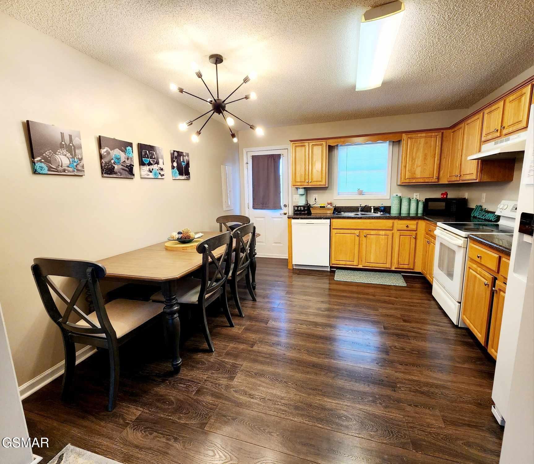 2904 Boyds Creek Hwy