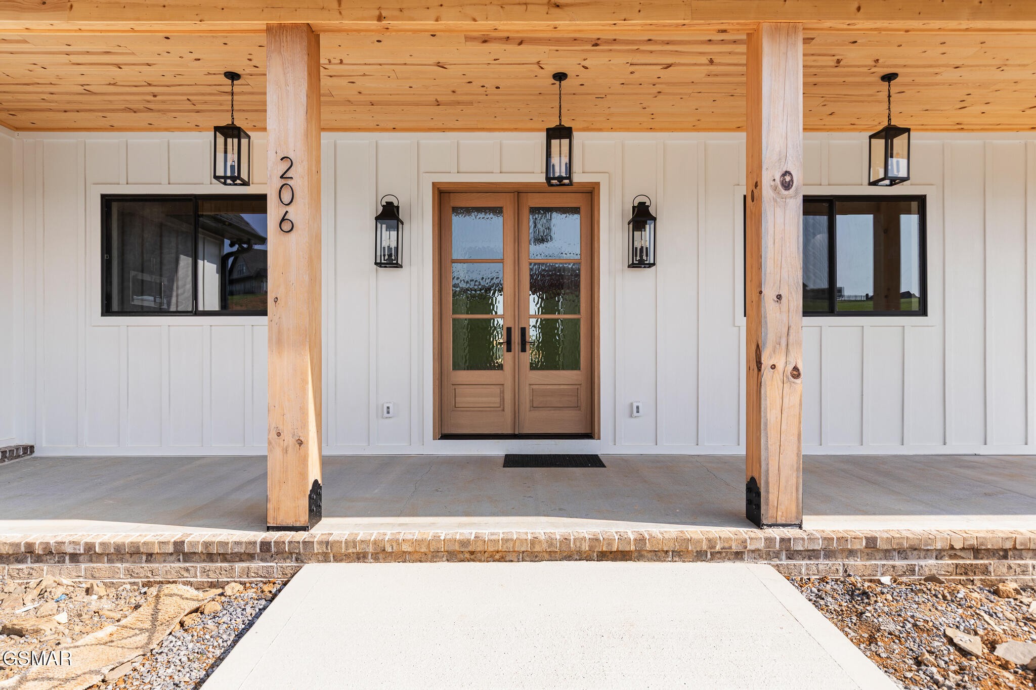 206 Eagle View Drive
