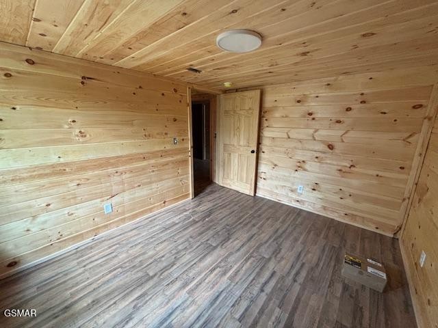 1211 Ski View Ln