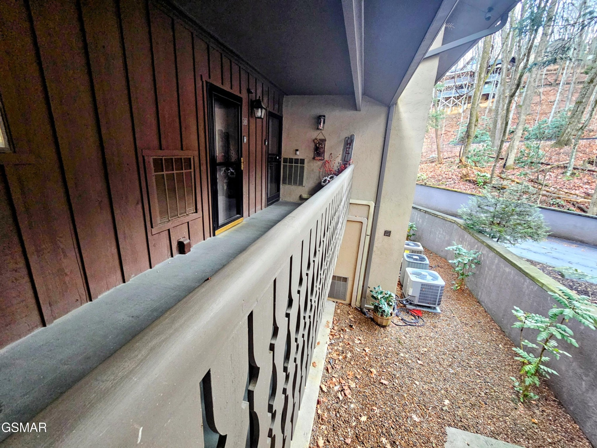 1235 Ski Mountain Road