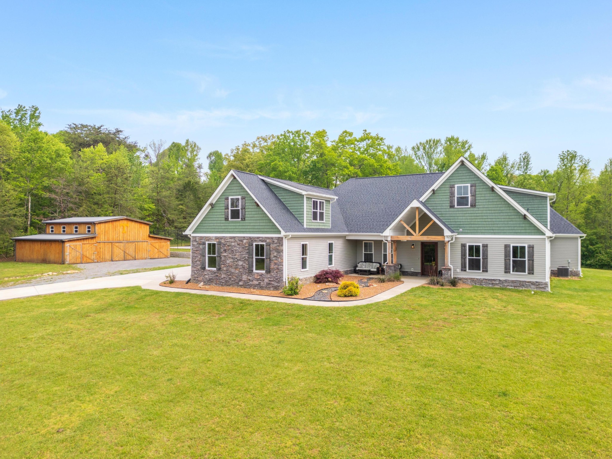 2419 Welch Road
