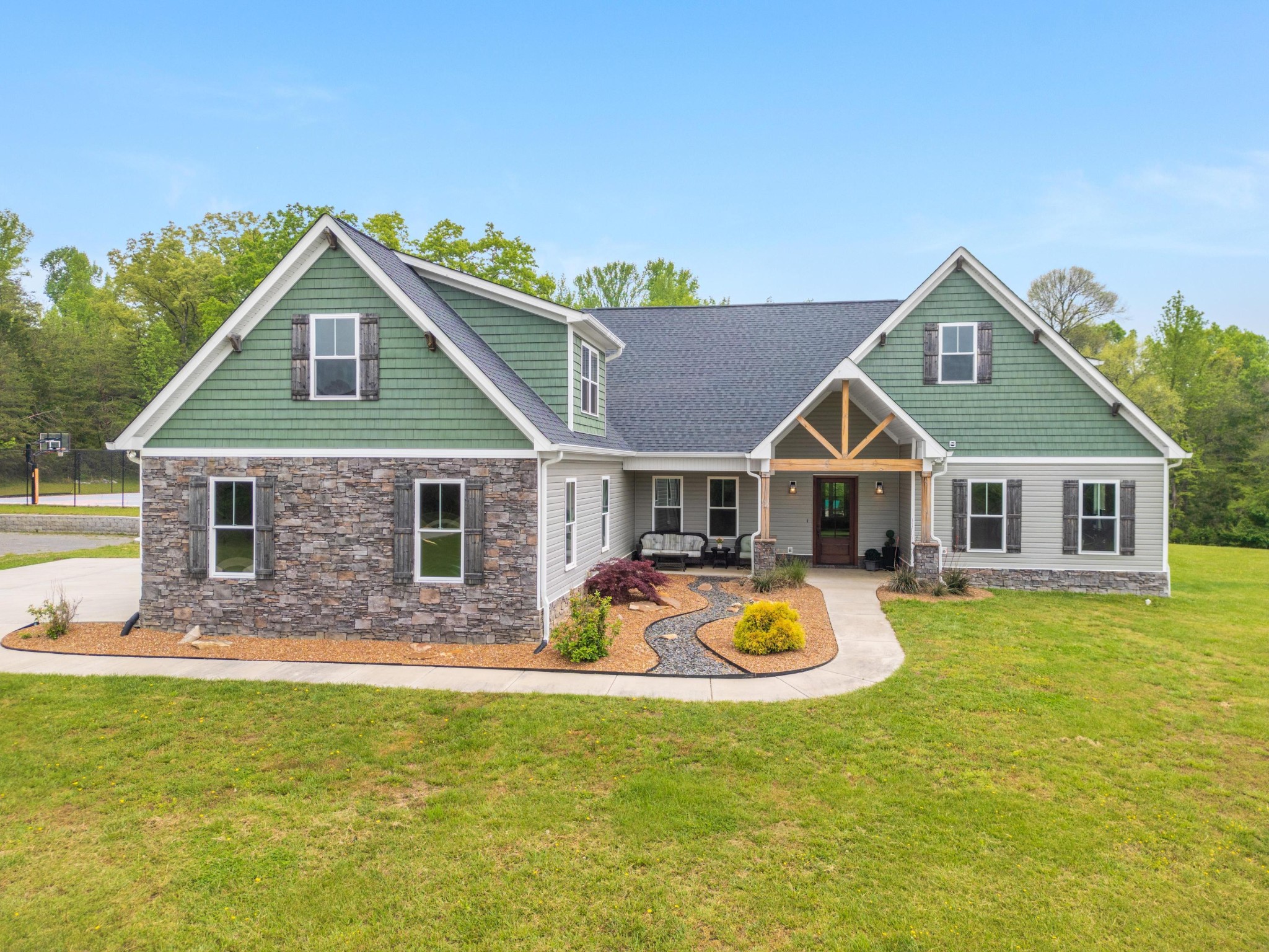 2419 Welch Road