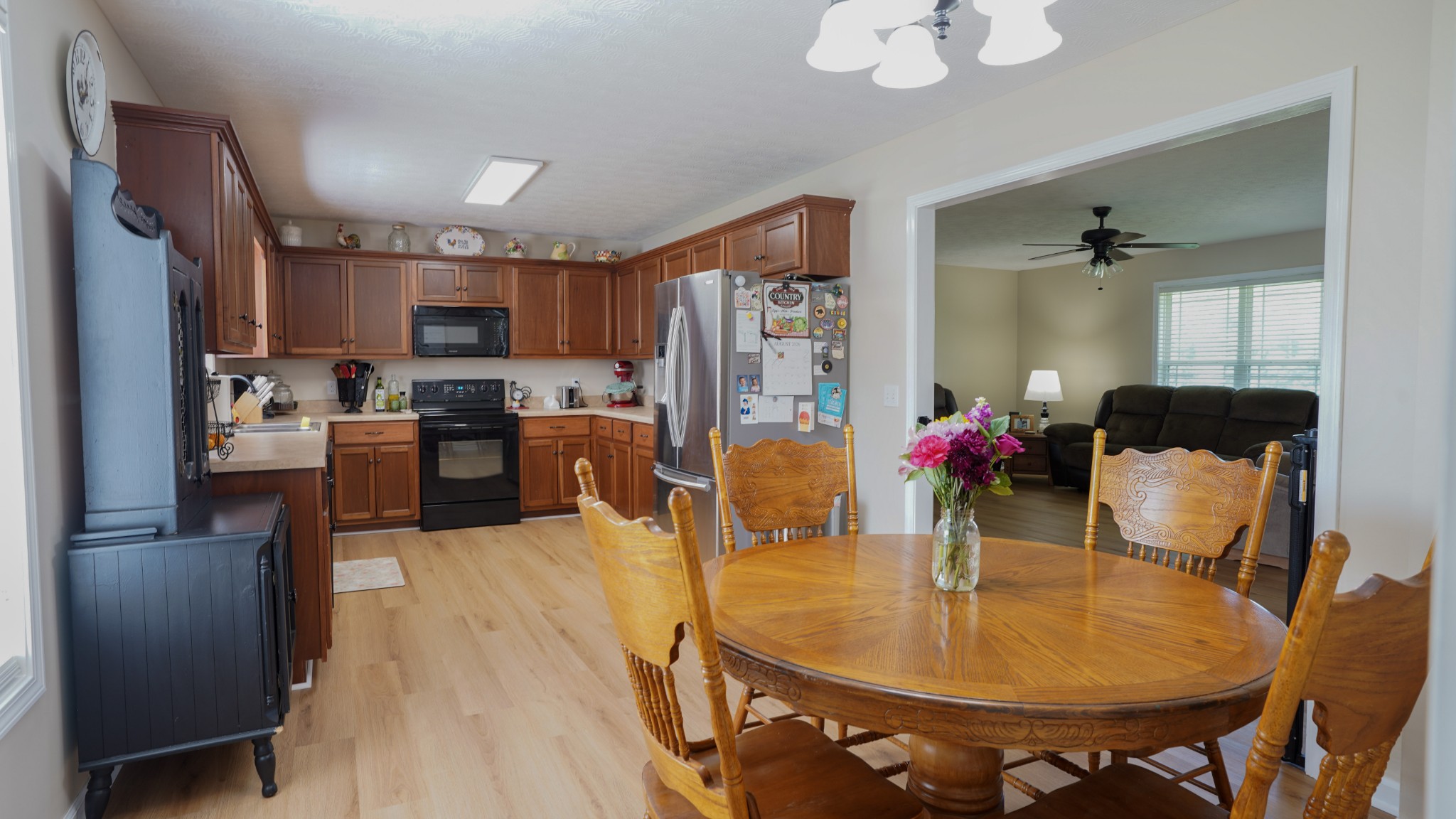 260 Miller Rd