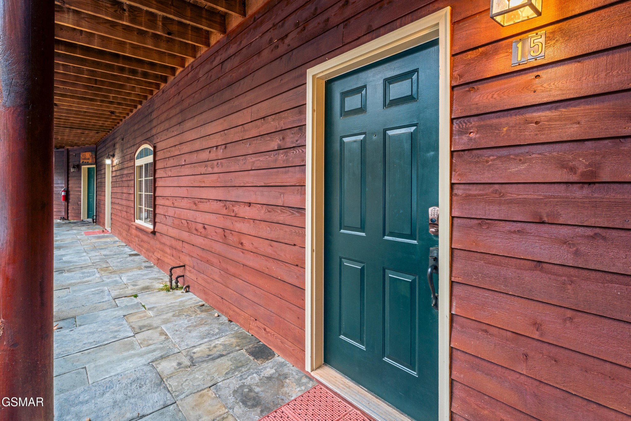 206 Forrest Loop Way