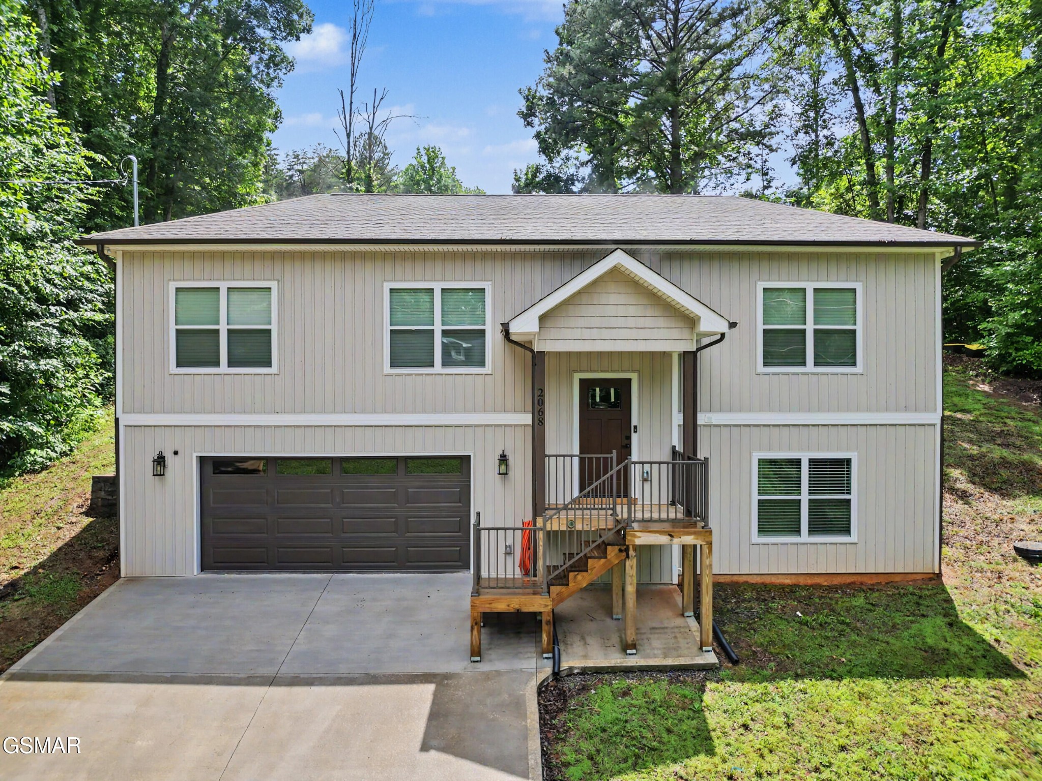 2068 Highpoint Lane