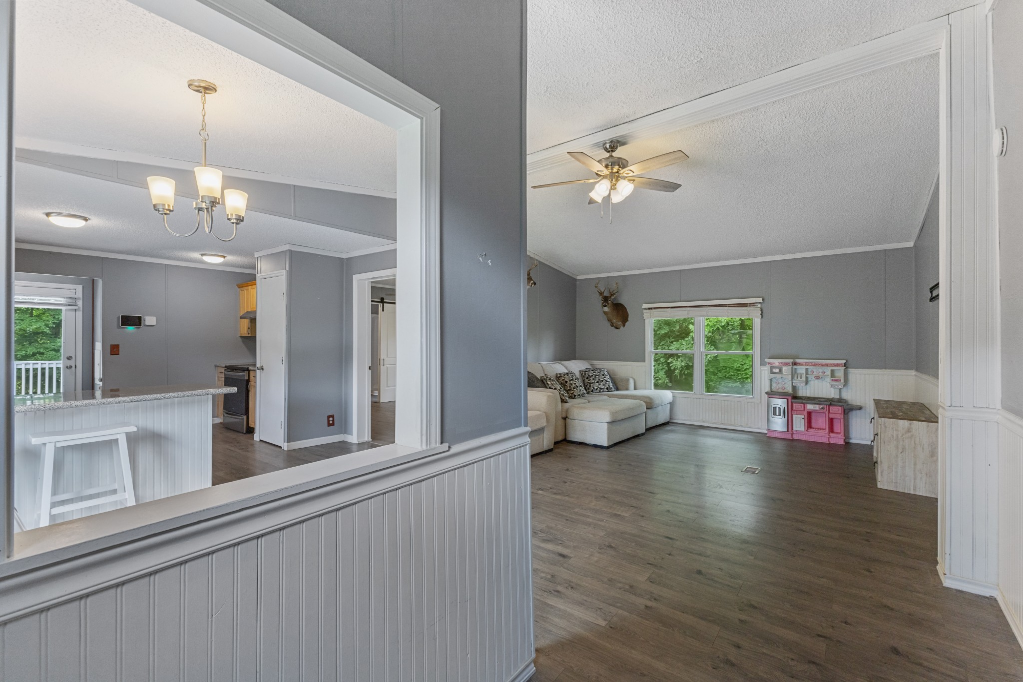 1022 Dogwood Ln