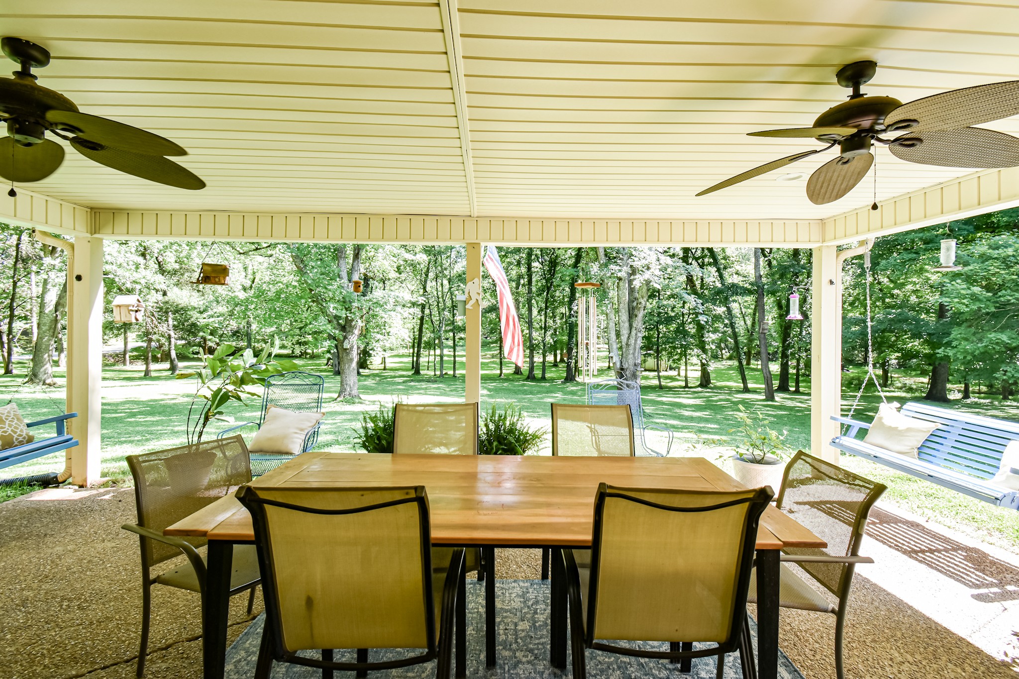 2403 Hidden Lake Cir