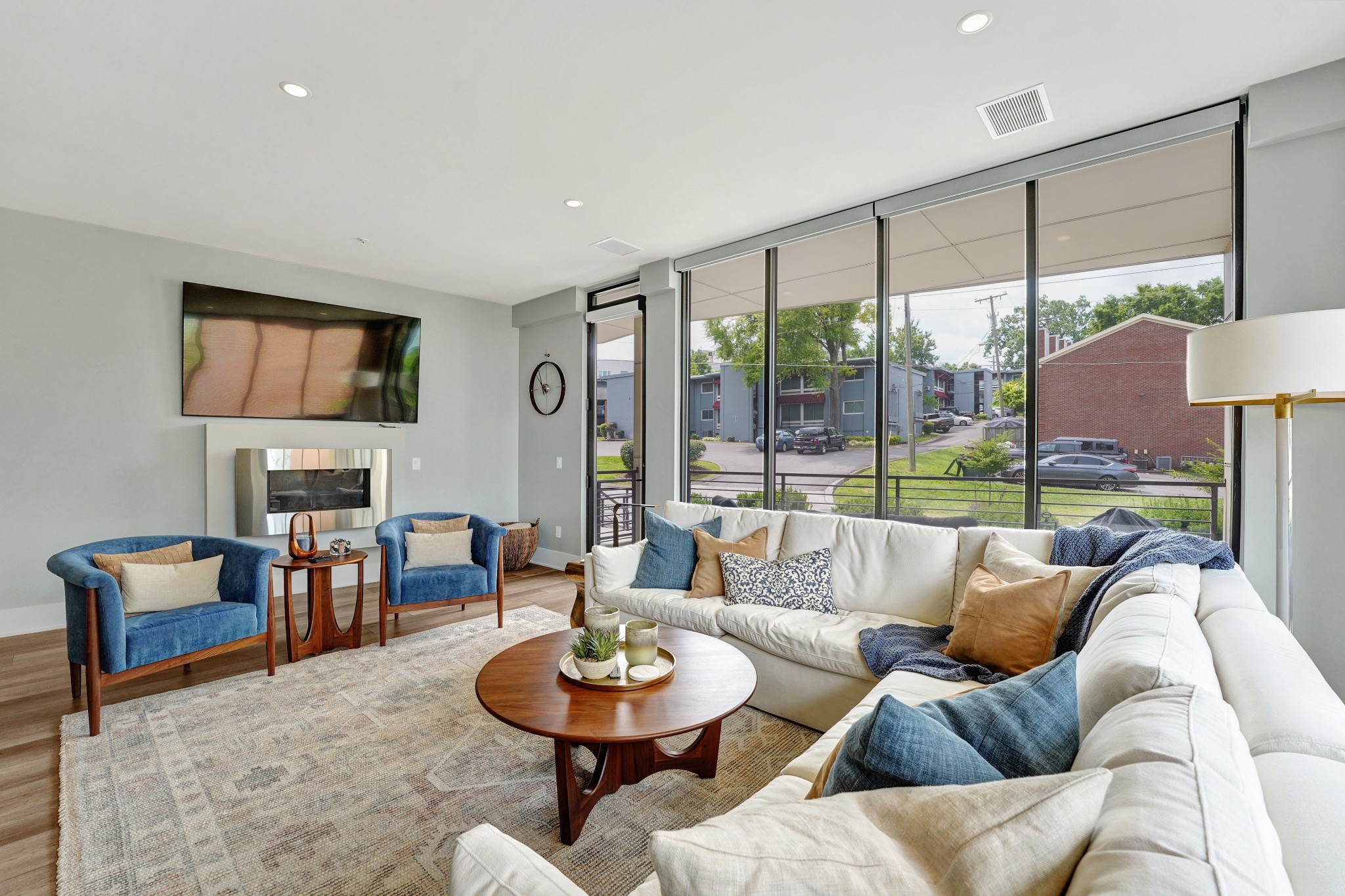204 Acklen Park Dr