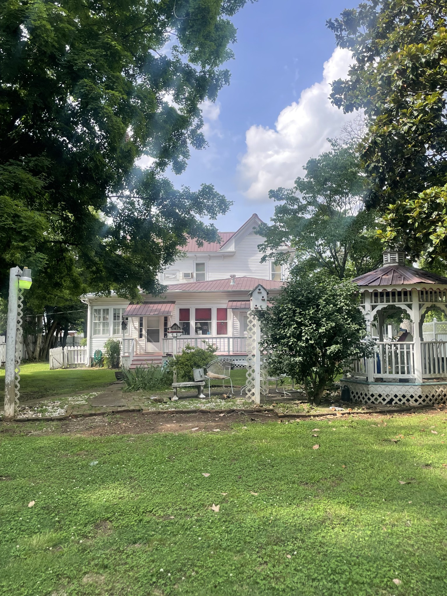 213 Pulaski St