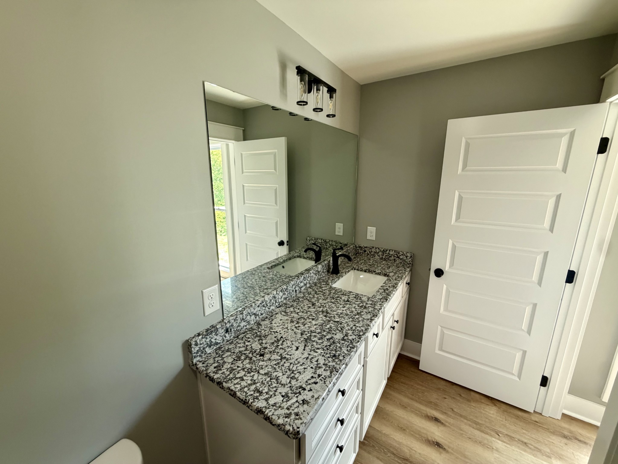 474 Ables Ln