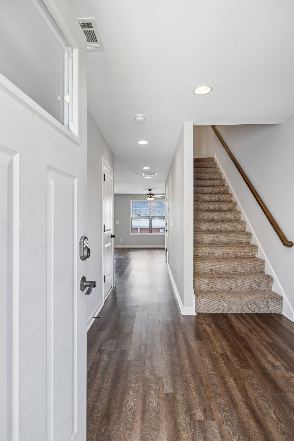 251 Signature Pl
