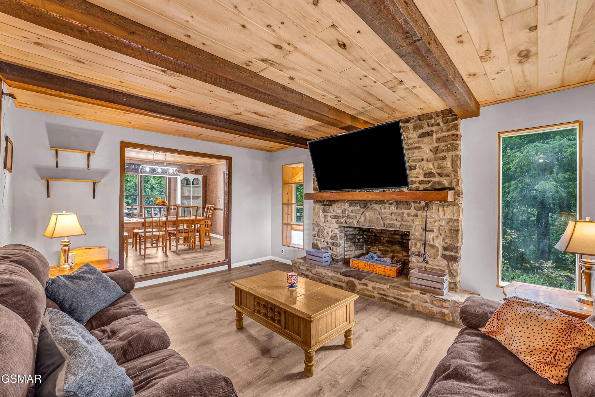 1131 Lindsey Drive
