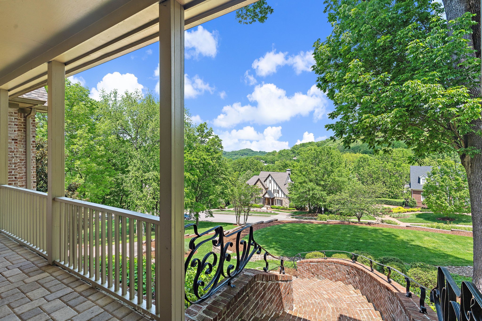 1112 Radnor Glen Dr