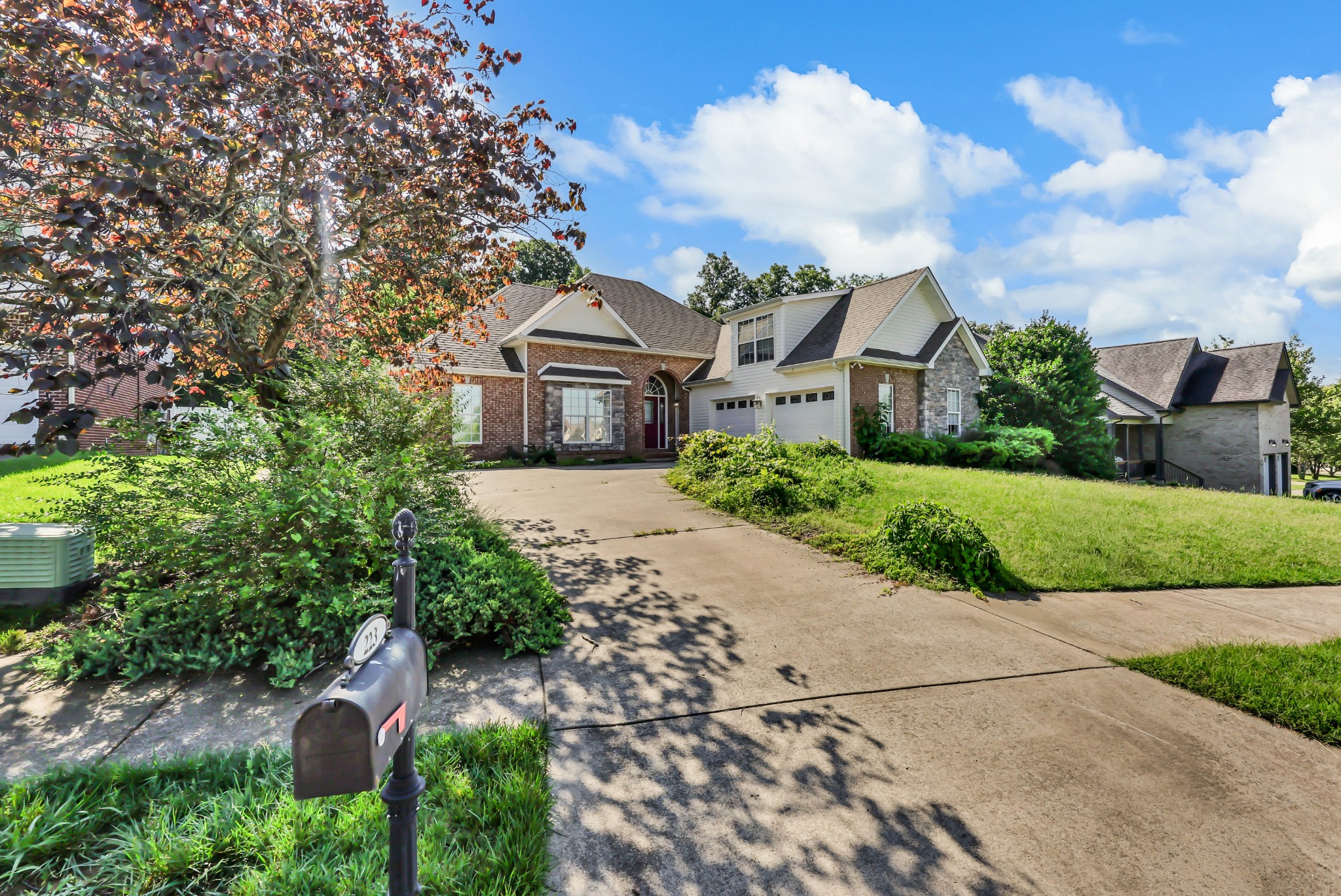 223 Misty Dr