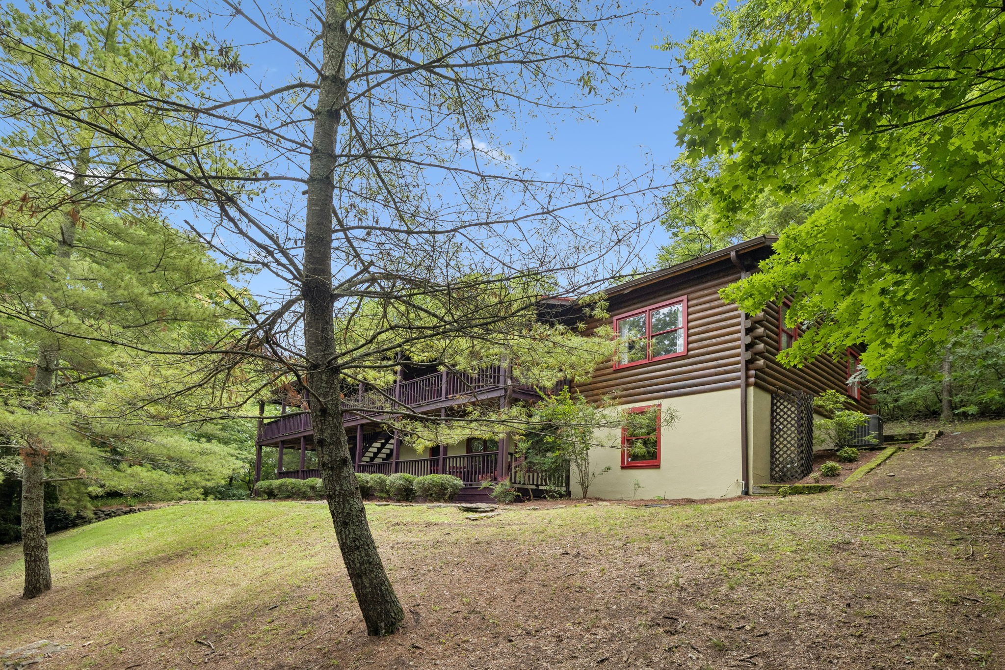 2668 Thompson Station Rd, E