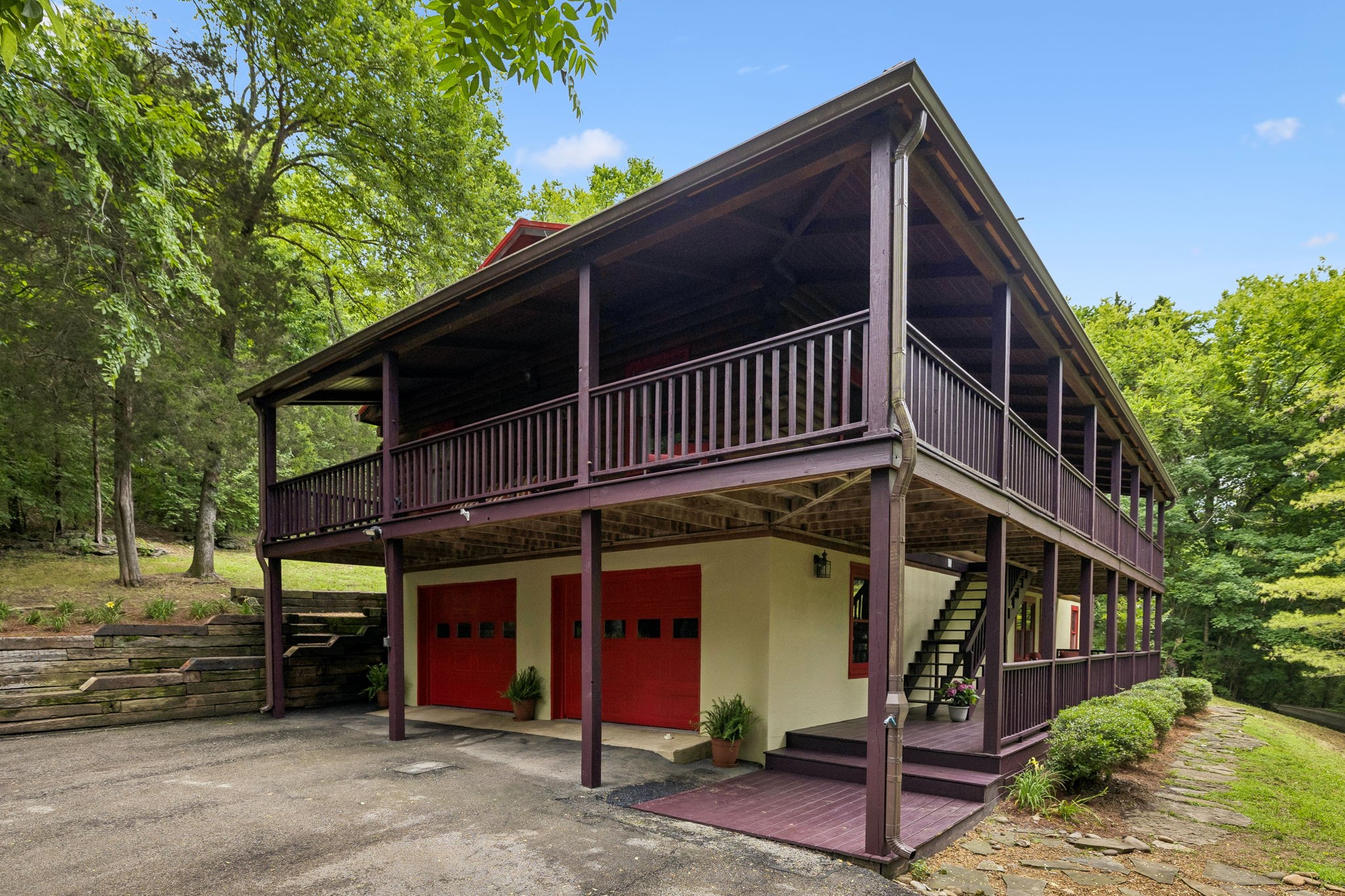 2668 Thompson Station Rd, E