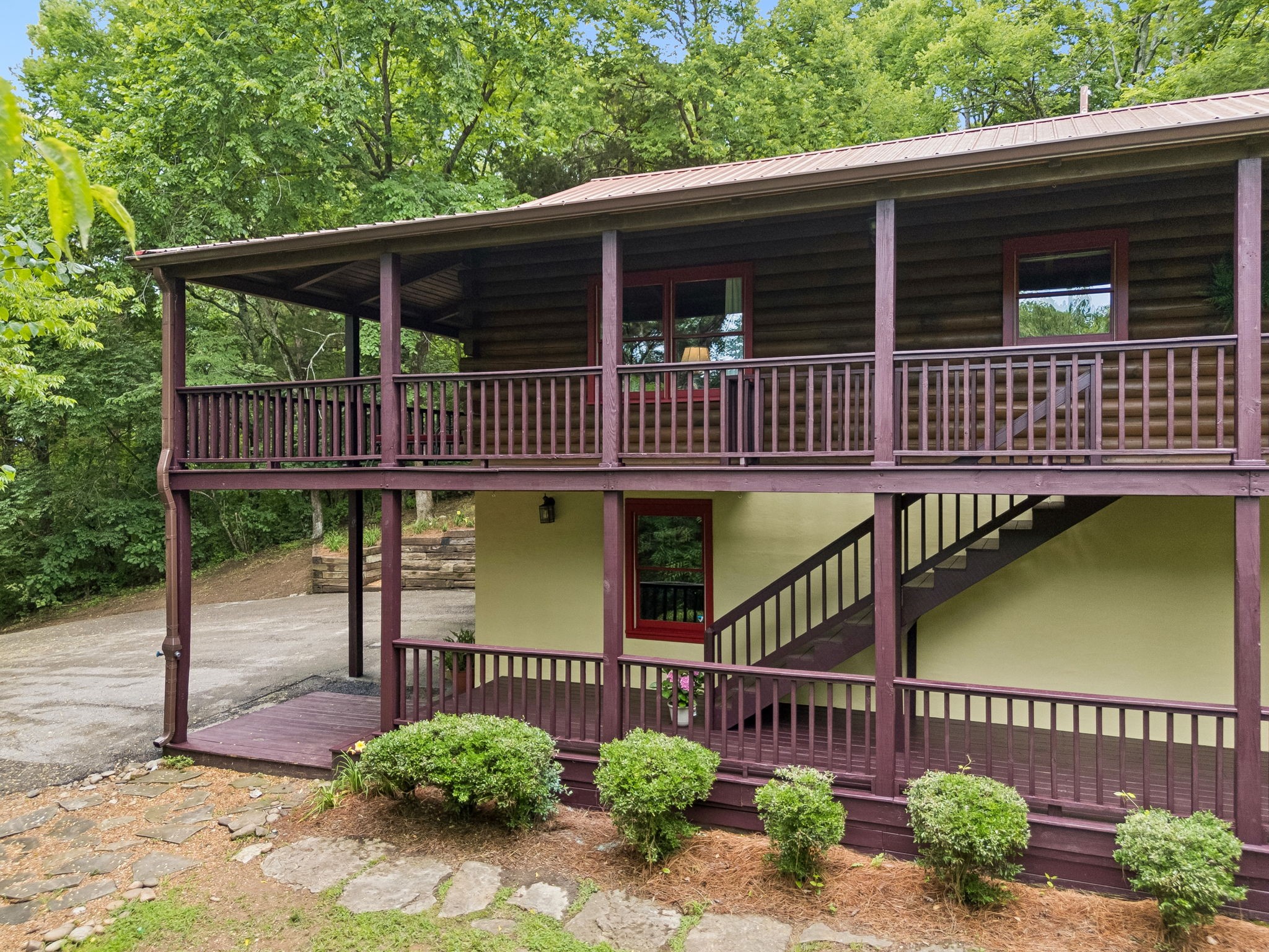 2668 Thompson Station Rd, E