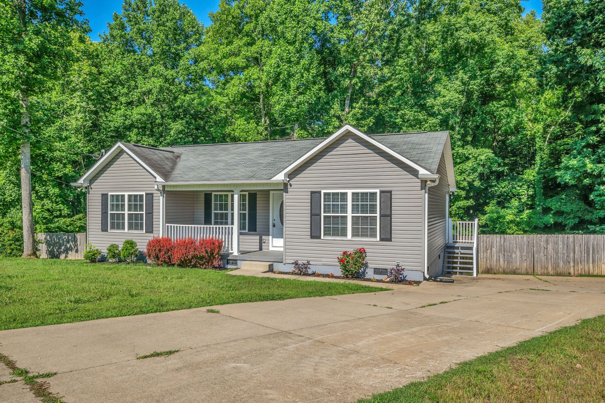 306 Twilight Ct