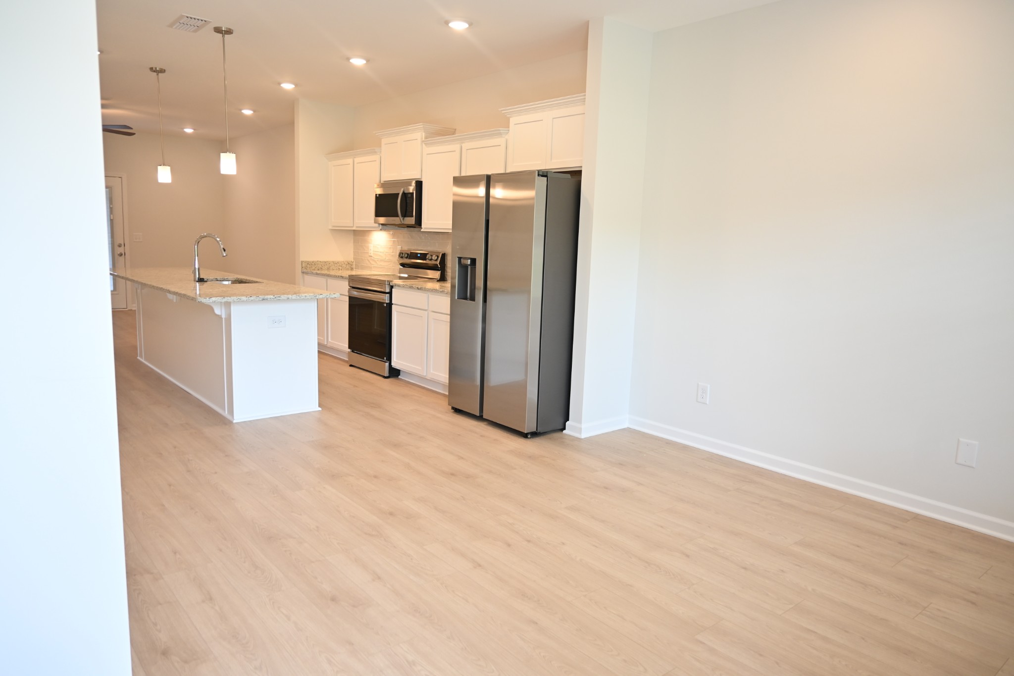 125 Ace Ave