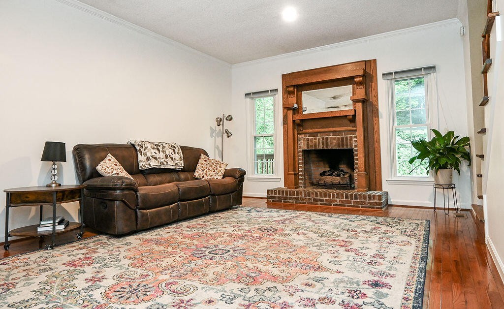 3102 Parkwood Trail, NW