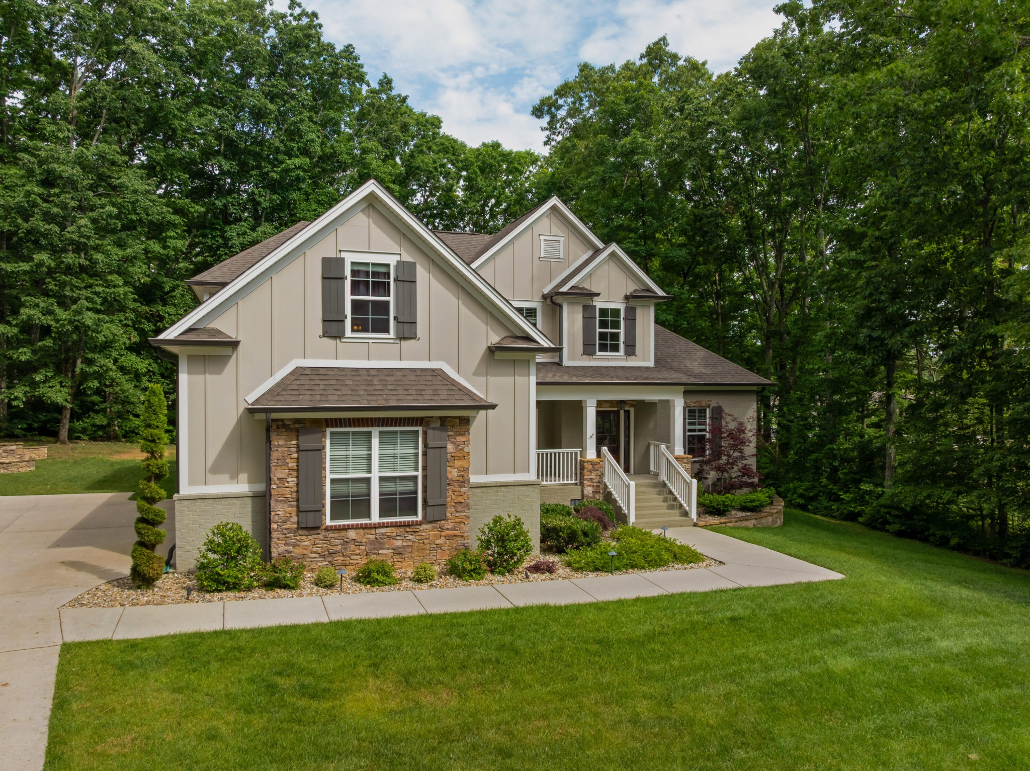2415 Anchor Trail