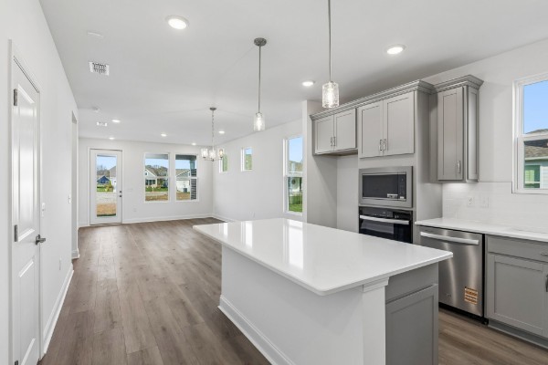 424 Sharp Way