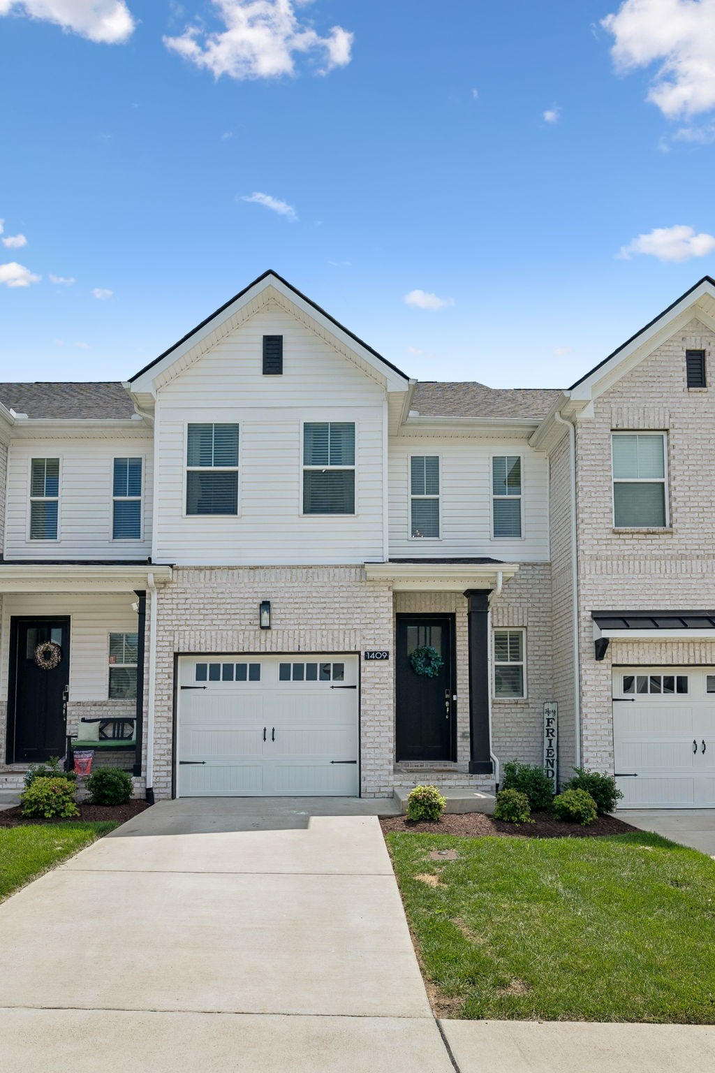 1409 Vanner Ct