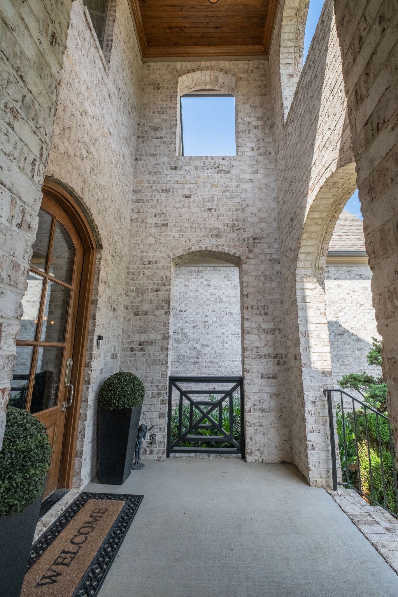 2205 Stardust Ct